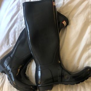 Never worn hunter rain boots!